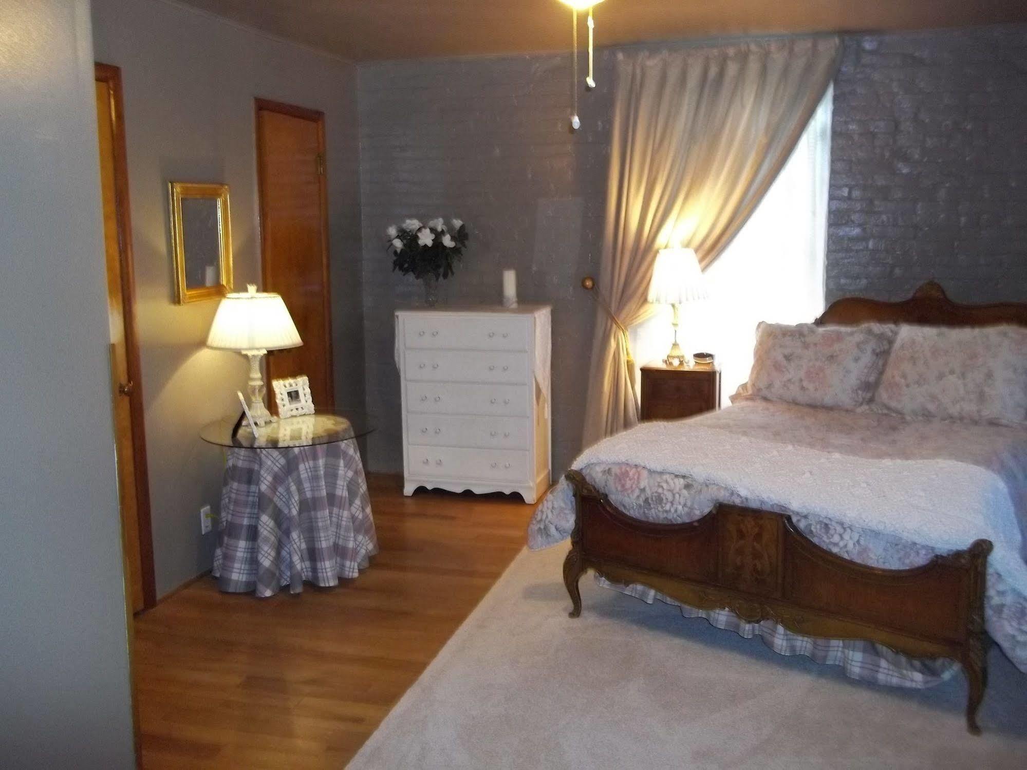 The Rivers Edge Executive Suites Tiffin Екстер'єр фото
